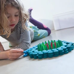 Grapat Grapat Loose Parts: Houten Munten Blauw, 36st. (Mandala Blue Coins) 13 Grapat Grapat Loose Parts: Houten Munten Blauw, 36st. (Mandala Blue Coins) -Kinderspeelgoed Verkoopwinkel grapat grapat loose parts houten munten blauw 36st 4