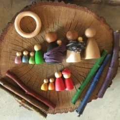 Grapat Houten Baby Poppetjes In Een Kom, 6st. (Baby Nins)