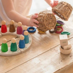 Grapat Houten Ringen Gekleurd 12st. (12 X Rings Waldorf)