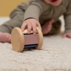 Little Dutch Babyspeelgoed - Houten Rammelaar Roller Vintage -Kinderspeelgoed Verkoopwinkel little dutch babyspeelgoed houten rammelaar roller 3