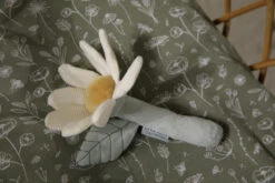 Little Dutch Babyspeelgoed - Zachte Rammelaar Bloem (Little Goose) 7 Little Dutch Babyspeelgoed - Zachte Rammelaar Bloem (Little Goose) -Kinderspeelgoed Verkoopwinkel little dutch babyspeelgoed zachte rammelaar bloem 1